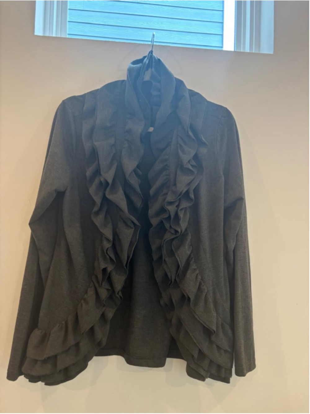 Soprano Gray Ruffle Front Open Cardigan Long Sleeve Size M Layered #S43